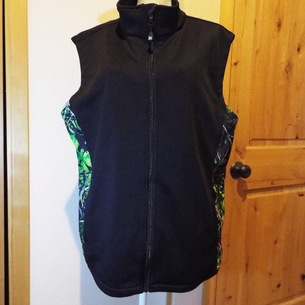 Moonshine Camo Vest Size XXL